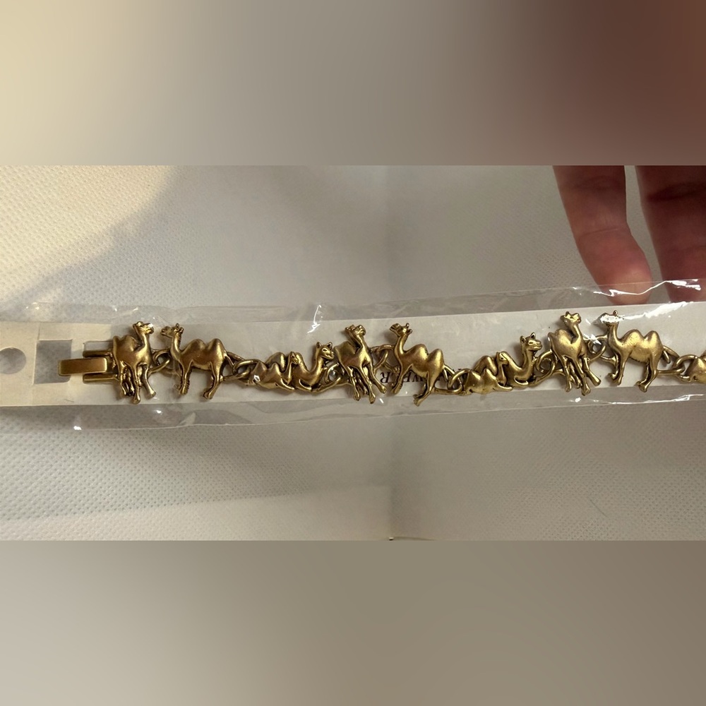 Gold or Silver Camel Bracelets